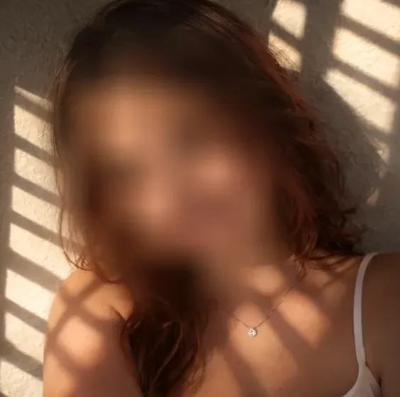 Clara, 23 años
