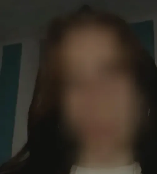 Sara, 20 años